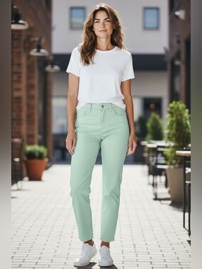 Gloria Vanderbilt Mint Cropped Ankle Jeans
